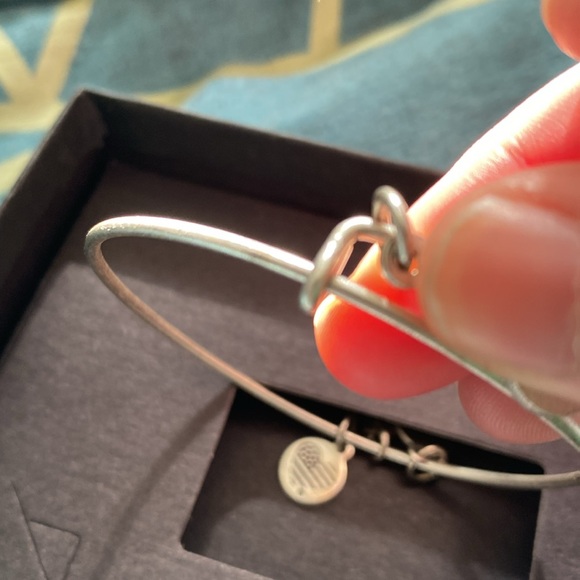 *Alex and Ani Love bracelets - 3 bracelets - Picture 6 of 7